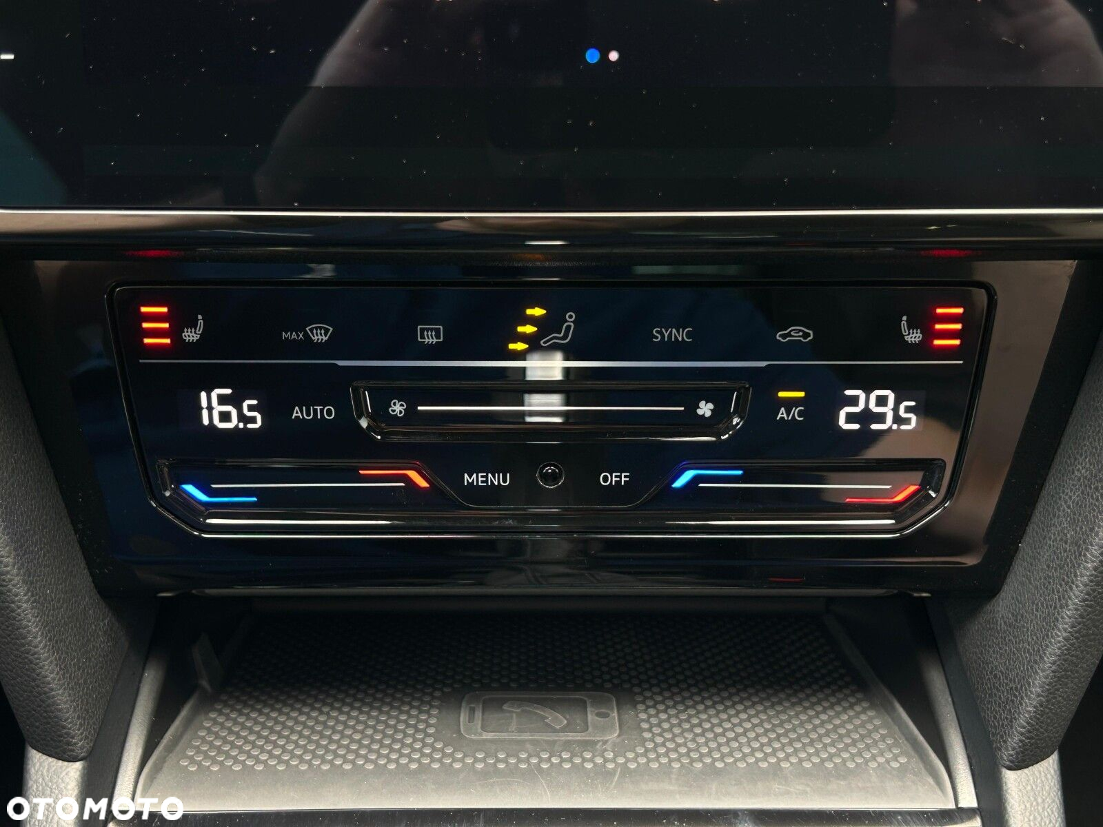Volkswagen Passat 1.5 TSI EVO Elegance DSG - 36
