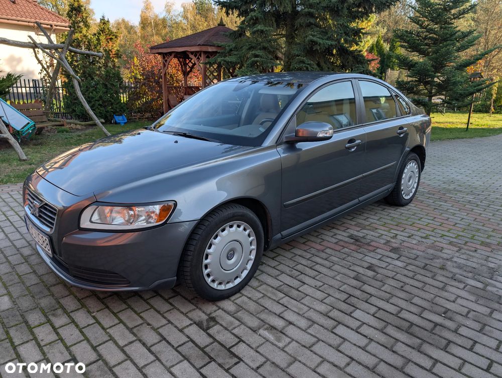 Volvo S40 2.0D Momentum - 4