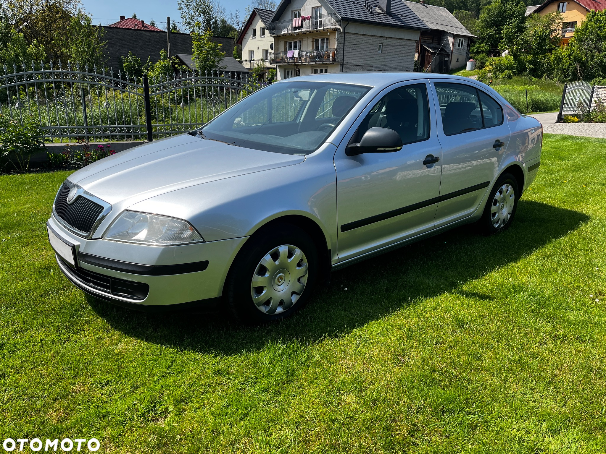 Skoda Octavia 1.6 FSI Ambiente - 2