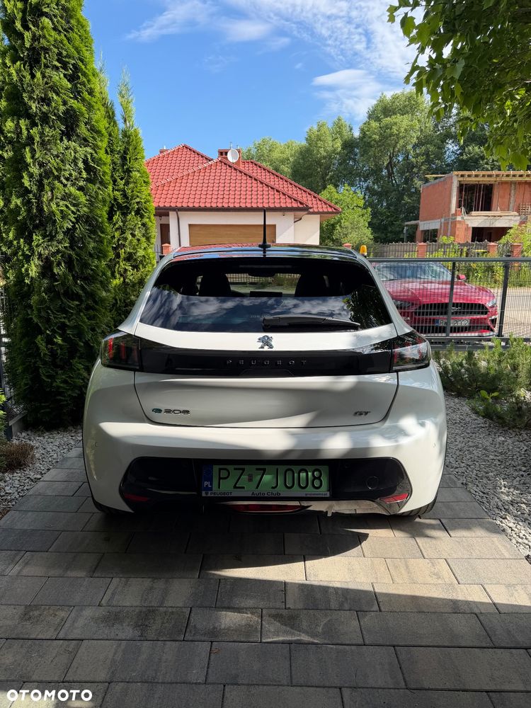 Peugeot 208 GT Line - 4