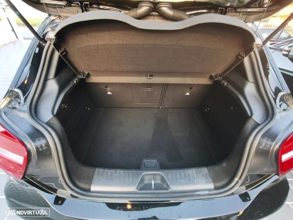 Mercedes-Benz A 220 d 7G-DCT AMG Line - 6