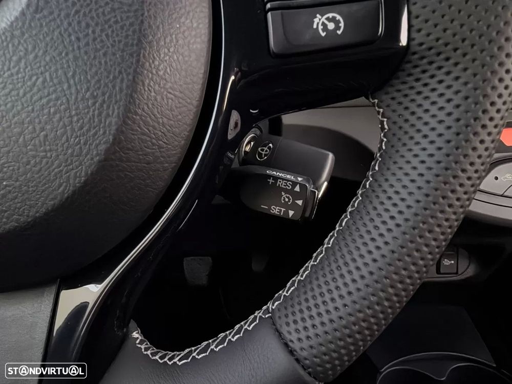 Toyota Yaris 1.4 D-4D Comfort+P.Style - 19