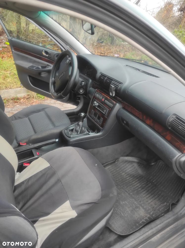 Audi A4 Avant 1.9 TDI - 12