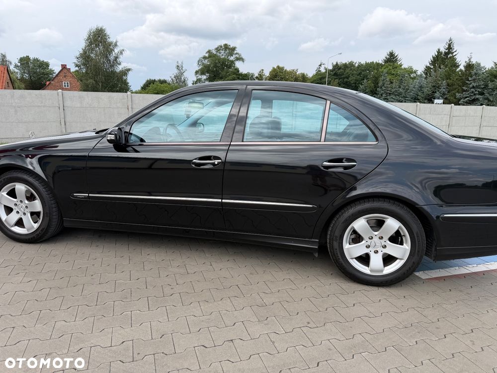 Mercedes-Benz Klasa E 220 CDI T Avantgarde - 3