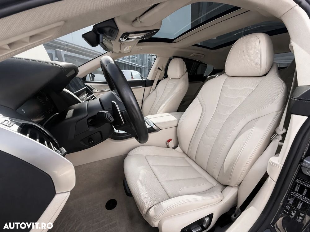 BMW Seria 8 840i xDrive AT - 14
