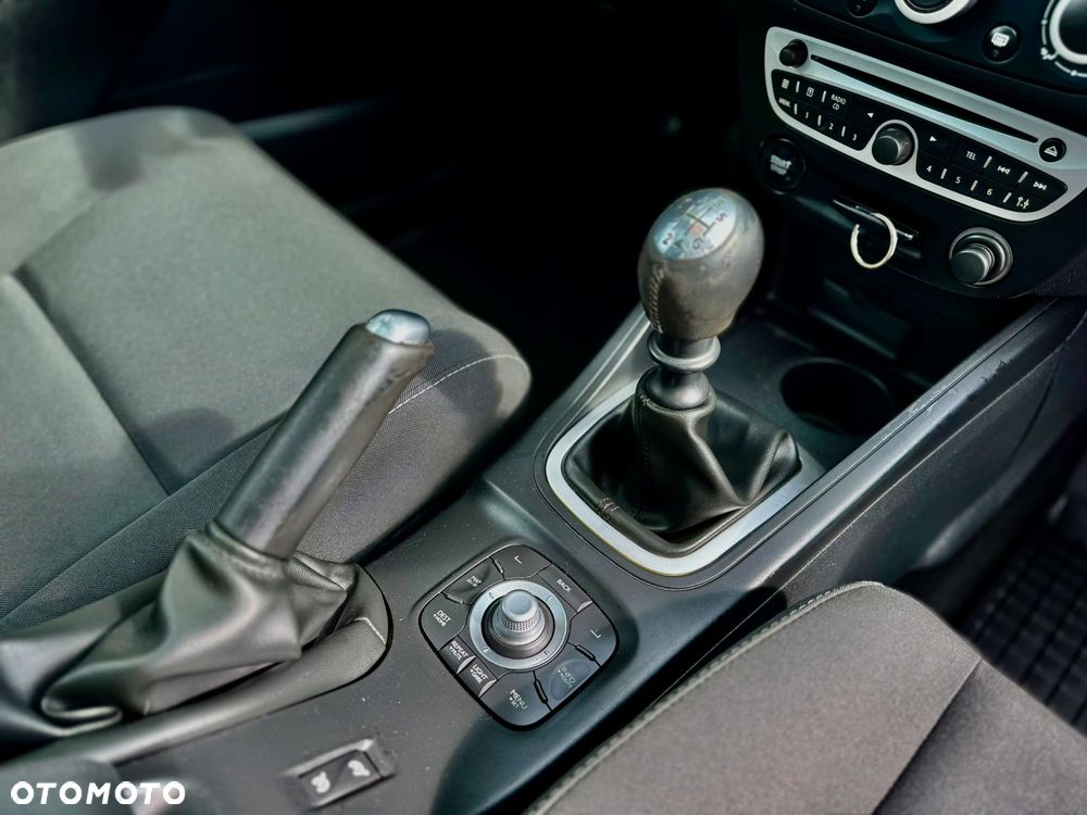 Renault Megane 1.5 dCi Color Edition - 11