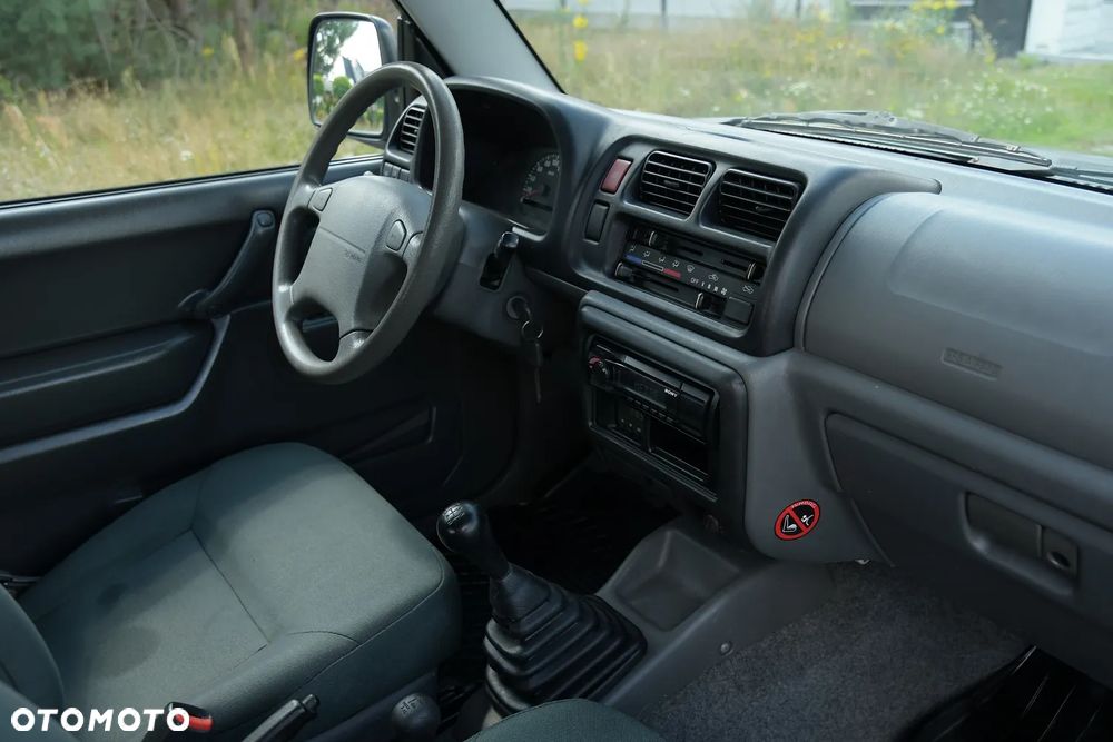Suzuki Jimny 1.3 - 18