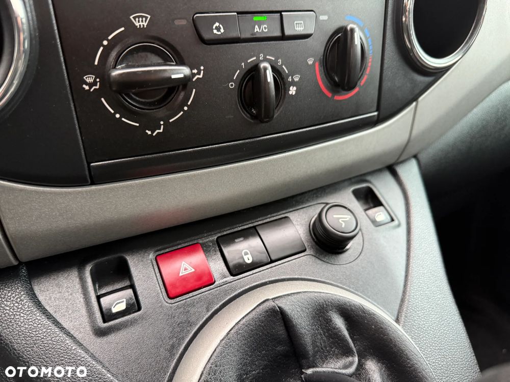 Peugeot Partner 1.6 XT - 30