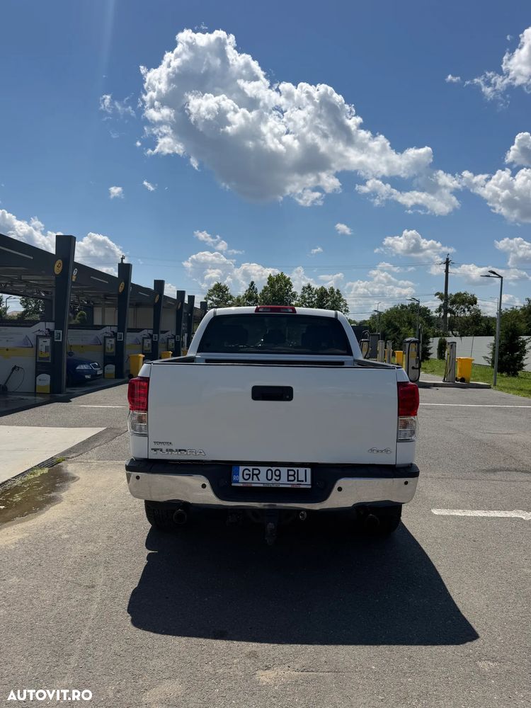 Toyota Tundra - 6