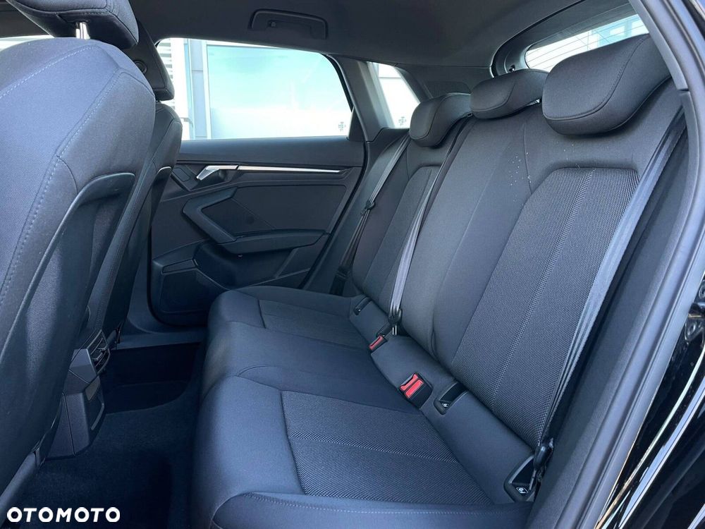 Audi A3 Sportback - 12