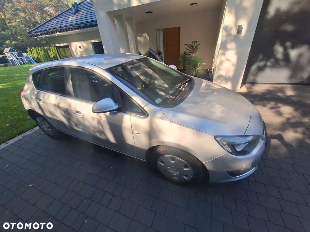 Opel Astra - 10