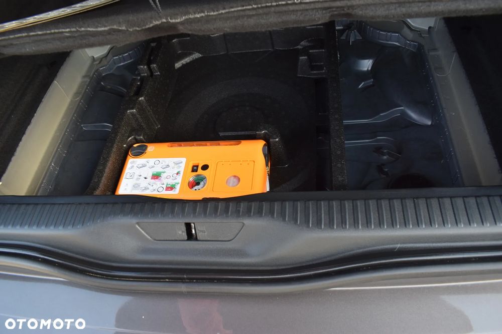 Citroën C4 Picasso e-HDi 115 Exclusive - 17