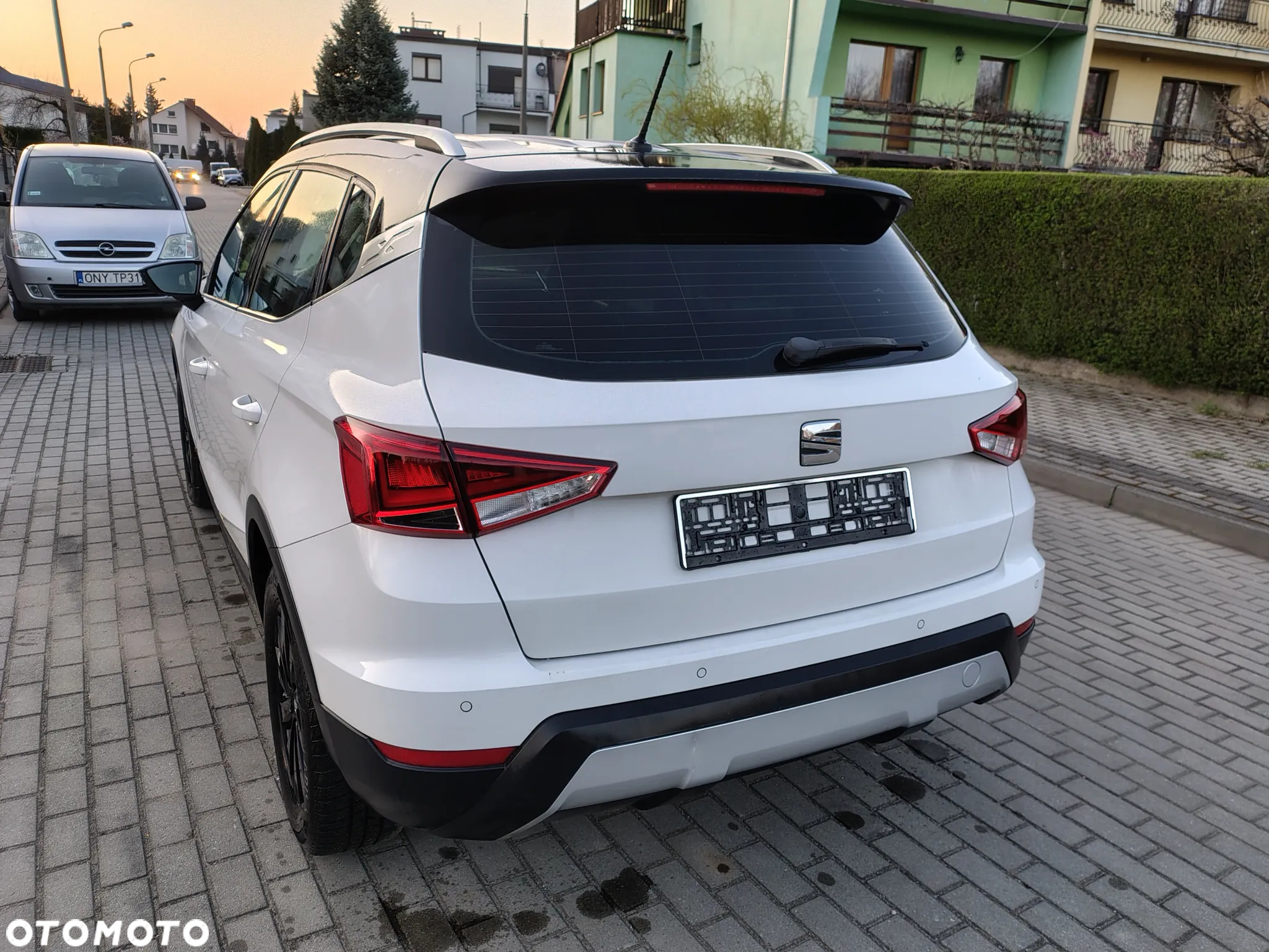 Seat Arona 1.0 TGI Black Edition - 7