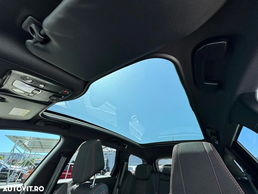 Peugeot 308 SW 1.5L BlueHDI EAT8 GT - 13