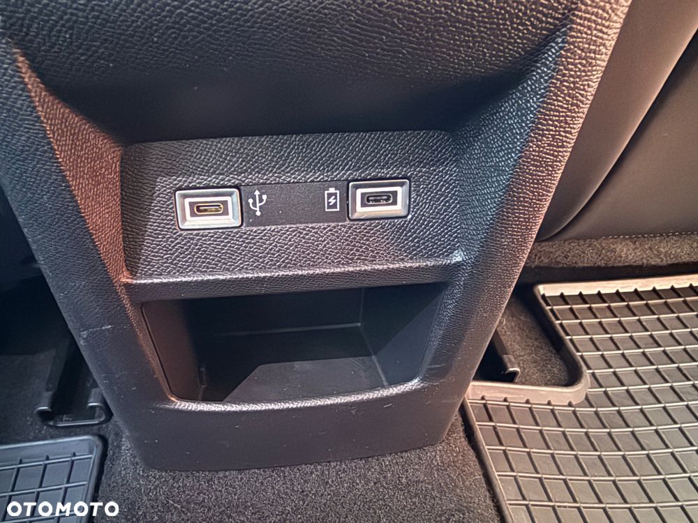 Peugeot 308 1.5 BlueHDi Active Pack Business S&S EAT8 - 26