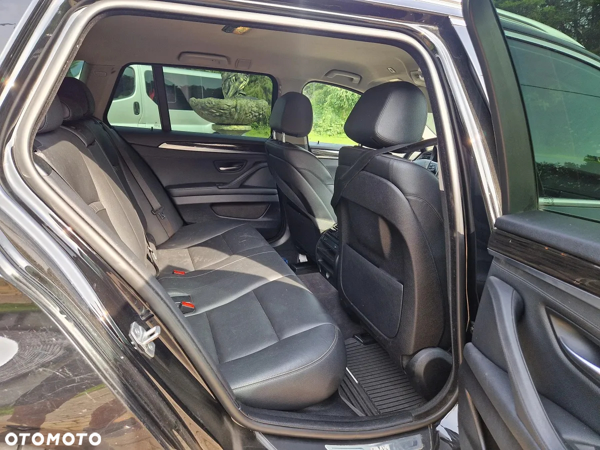 BMW Seria 5 520d xDrive Luxury Line - 14
