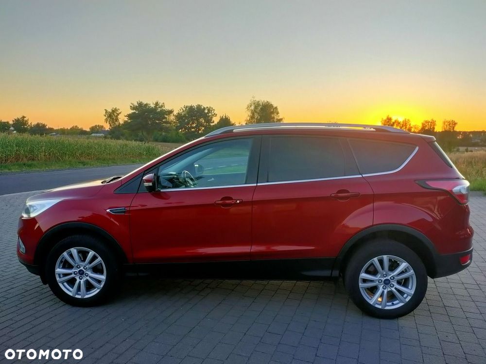 Ford Kuga - 2