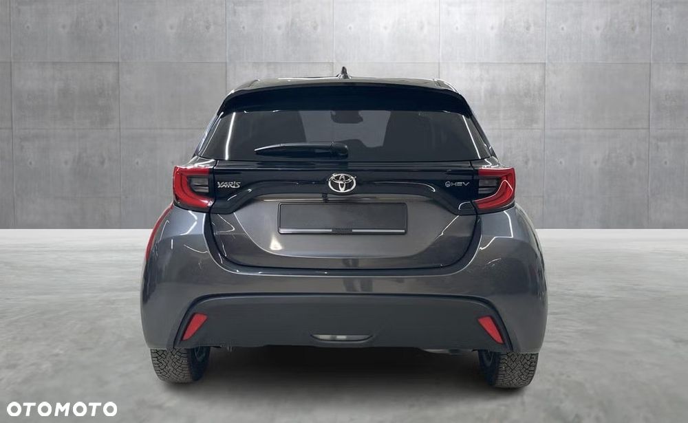 Toyota Yaris - 6