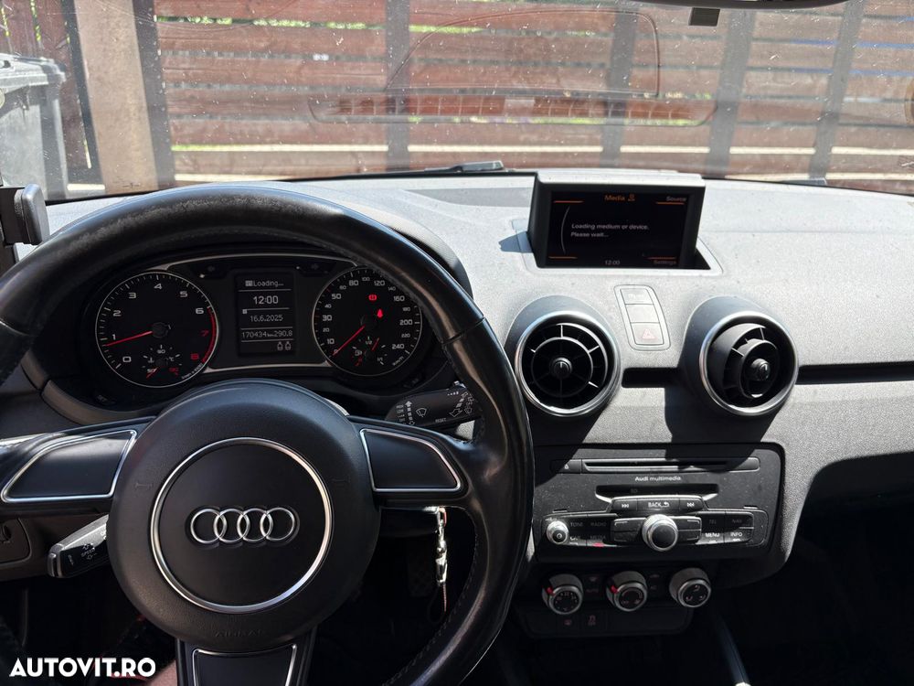 Audi A1 1.2 TFSI Attraction - 7