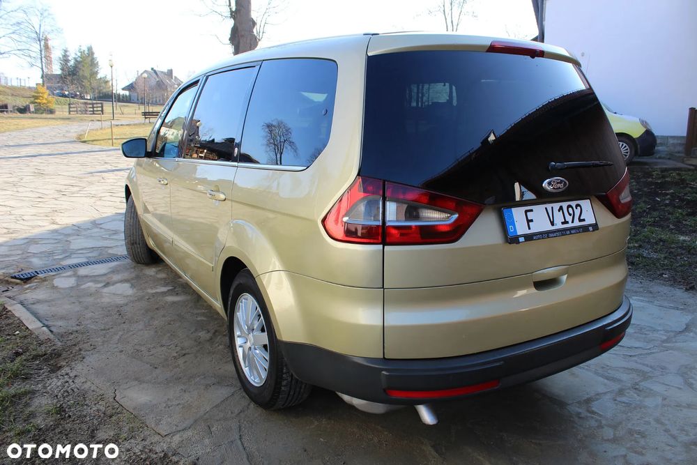 Ford Galaxy 1.8 TDCi Ghia - 10