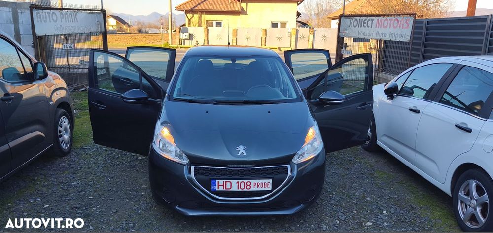 Peugeot 208 1.4 HDi FAP Style - 25