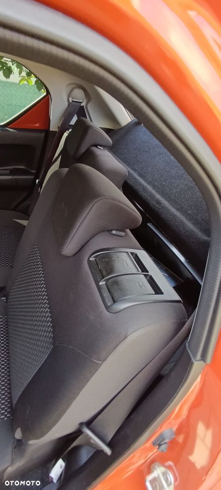Suzuki Ignis 1.2 SHVS Premium Plus CVT - 11