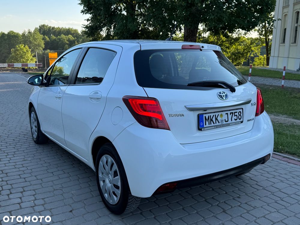 Toyota Yaris - 37