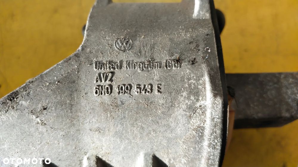 6N0199543E VOLSKWAGEN POLO 6N ŁOŻYSKOWANIE SILNIKA PODUSZKA - 2