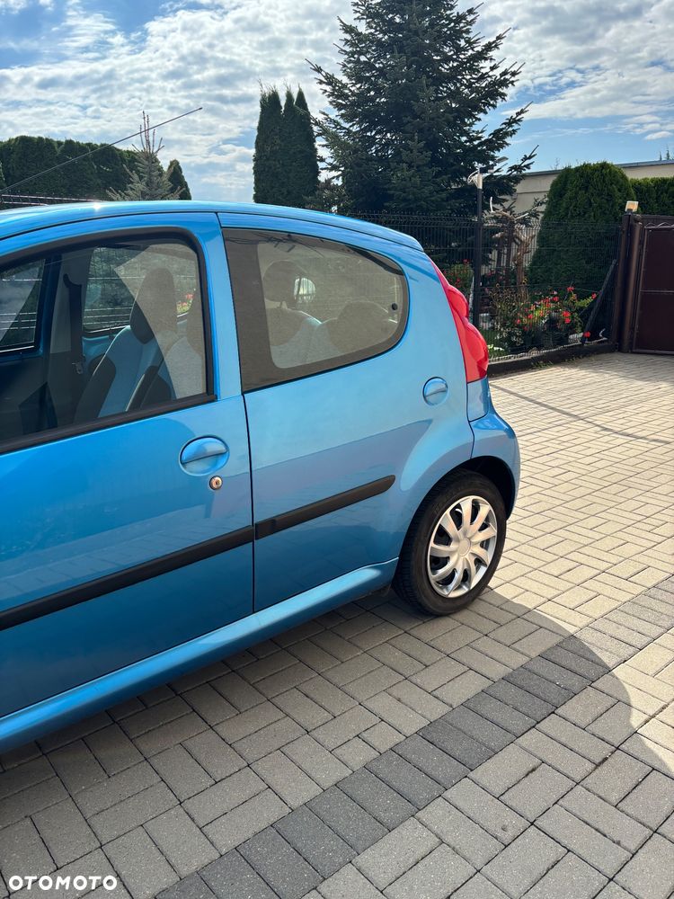 Peugeot 107 1.0 Trendy - 13
