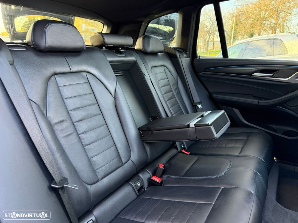 BMW iX3 M Sport Impressive - 28