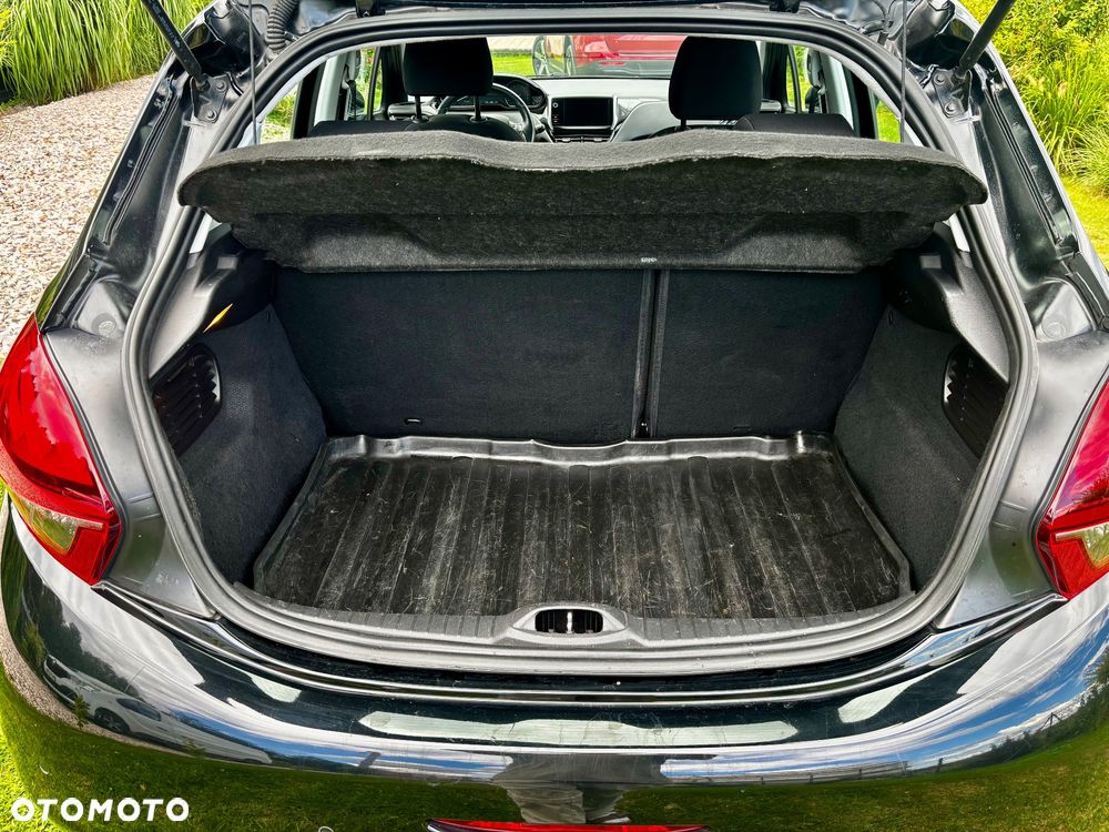 Peugeot 208 1.5 BlueHDi Allure S&S - 16