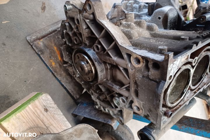 Bloc motor ambielat 1.2 BENZ AZQ 03Q103019 Skoda Fabia 6Y [1999 - 200 - 9