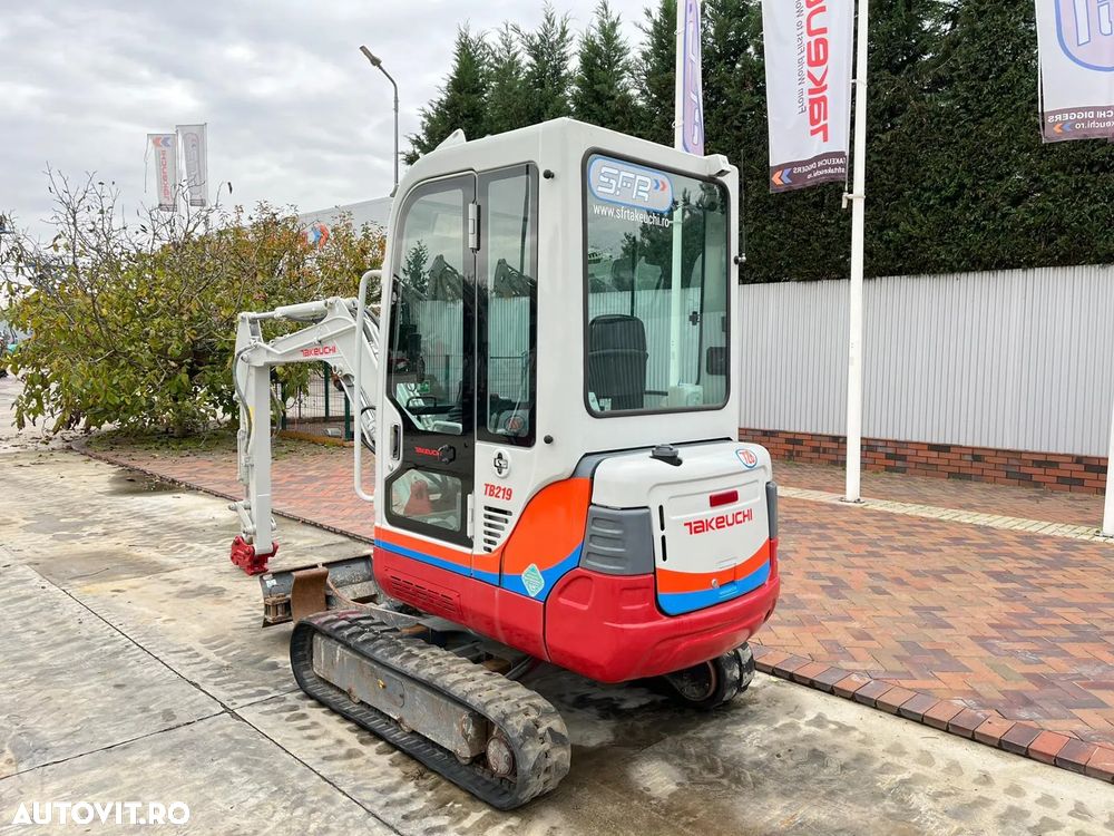 Takeuchi TB 219 - 3