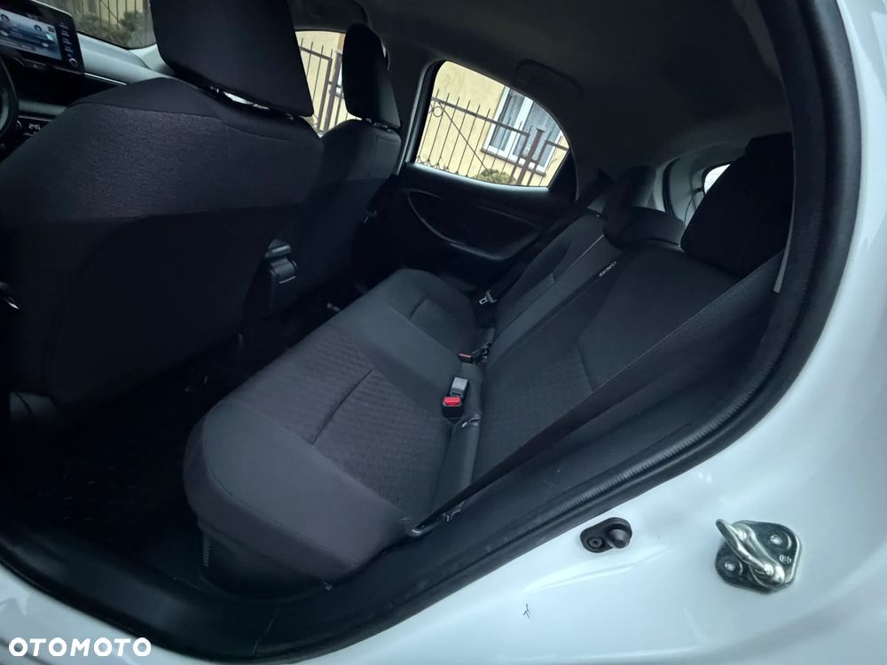 Toyota Yaris Hybrid 1.5 Comfort - 33