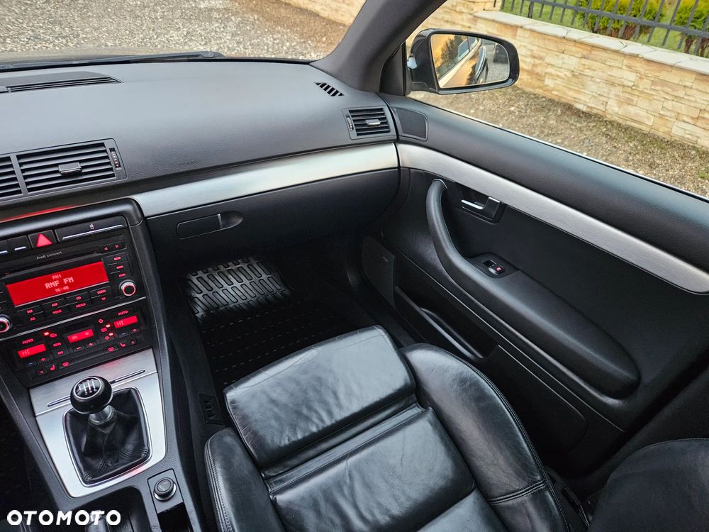 Audi A4 Limousine 2.0 TDI DPF S line Sportpaket (plus) - 26