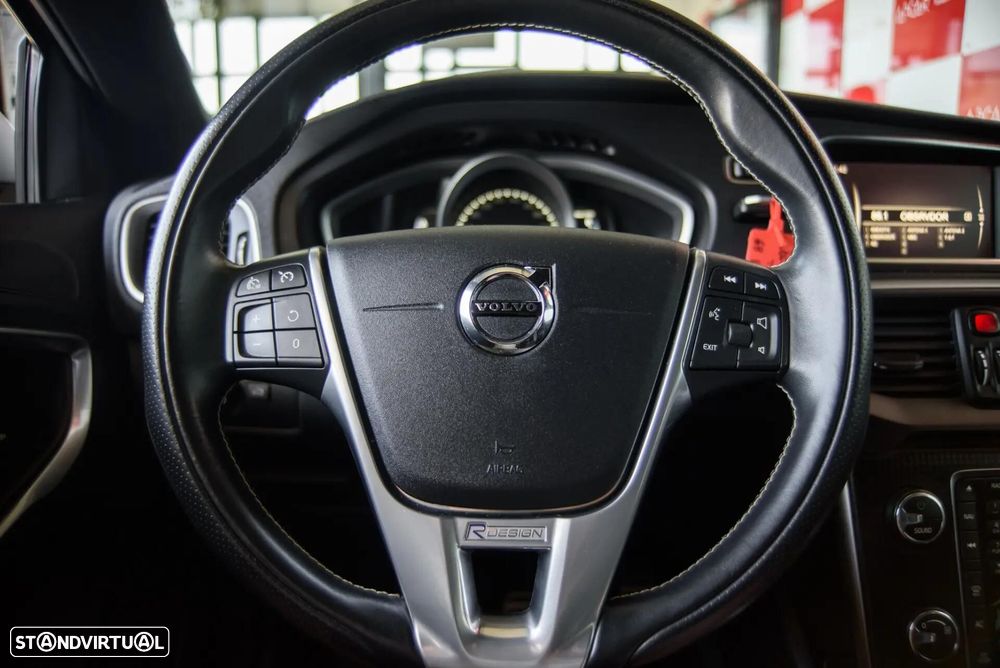 Volvo V40 1.5 T3 Sport Edition R Geartronic - 33