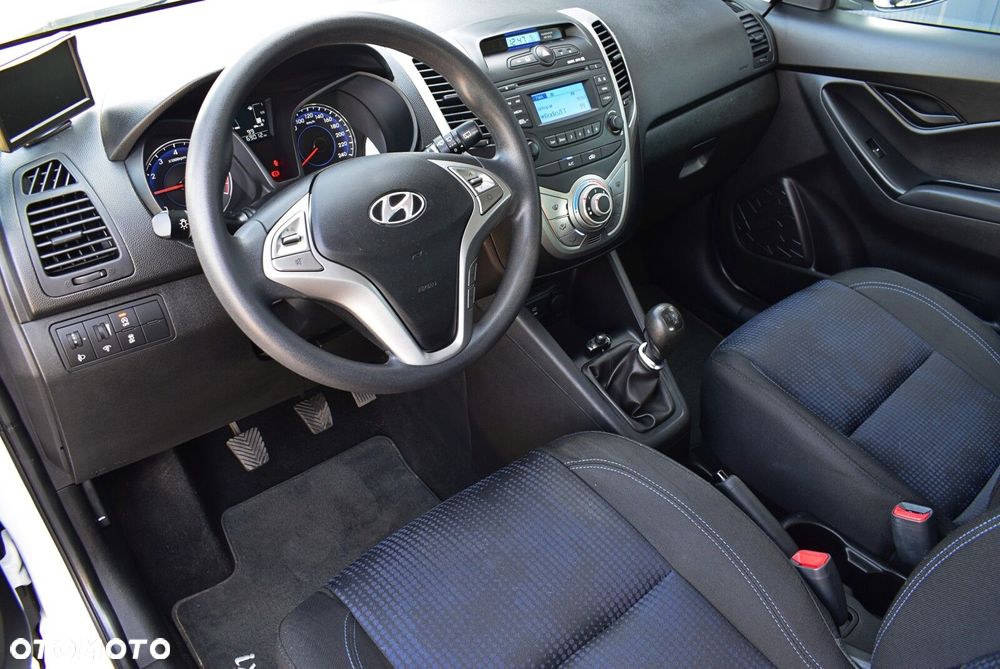 Hyundai ix20 - 11