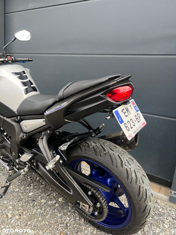 Yamaha FZ8 - 17