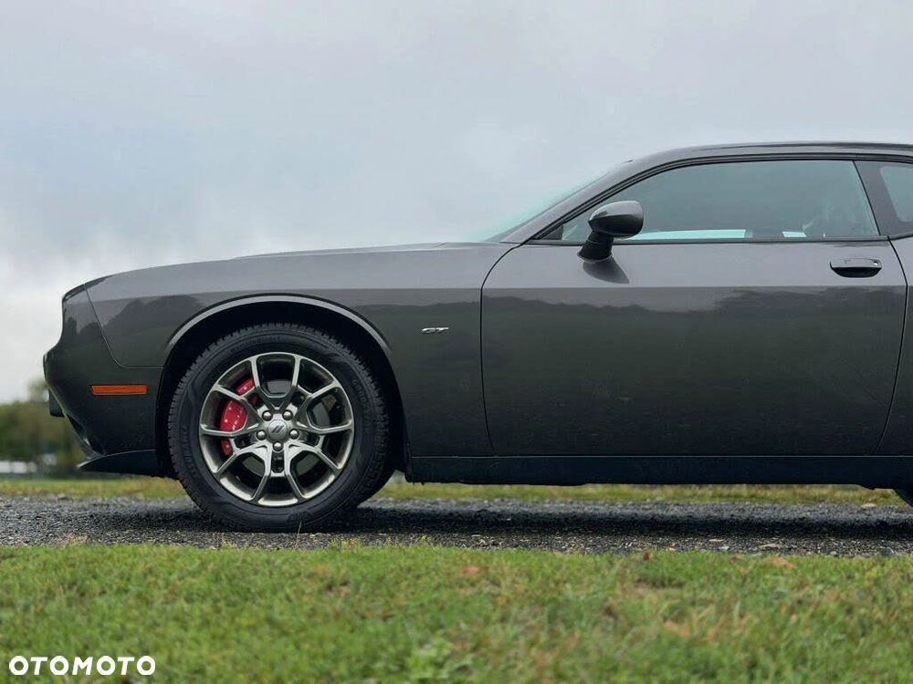 Dodge Challenger ver-3-6-gt-plus-awd - 6