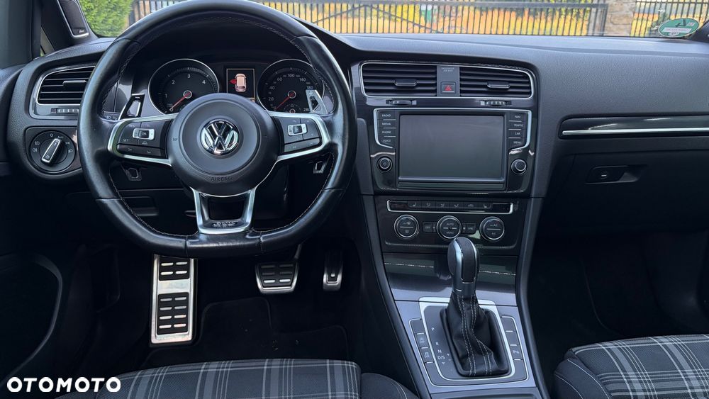 Volkswagen Golf GTD 2.0 TDI SCR DSG - 19