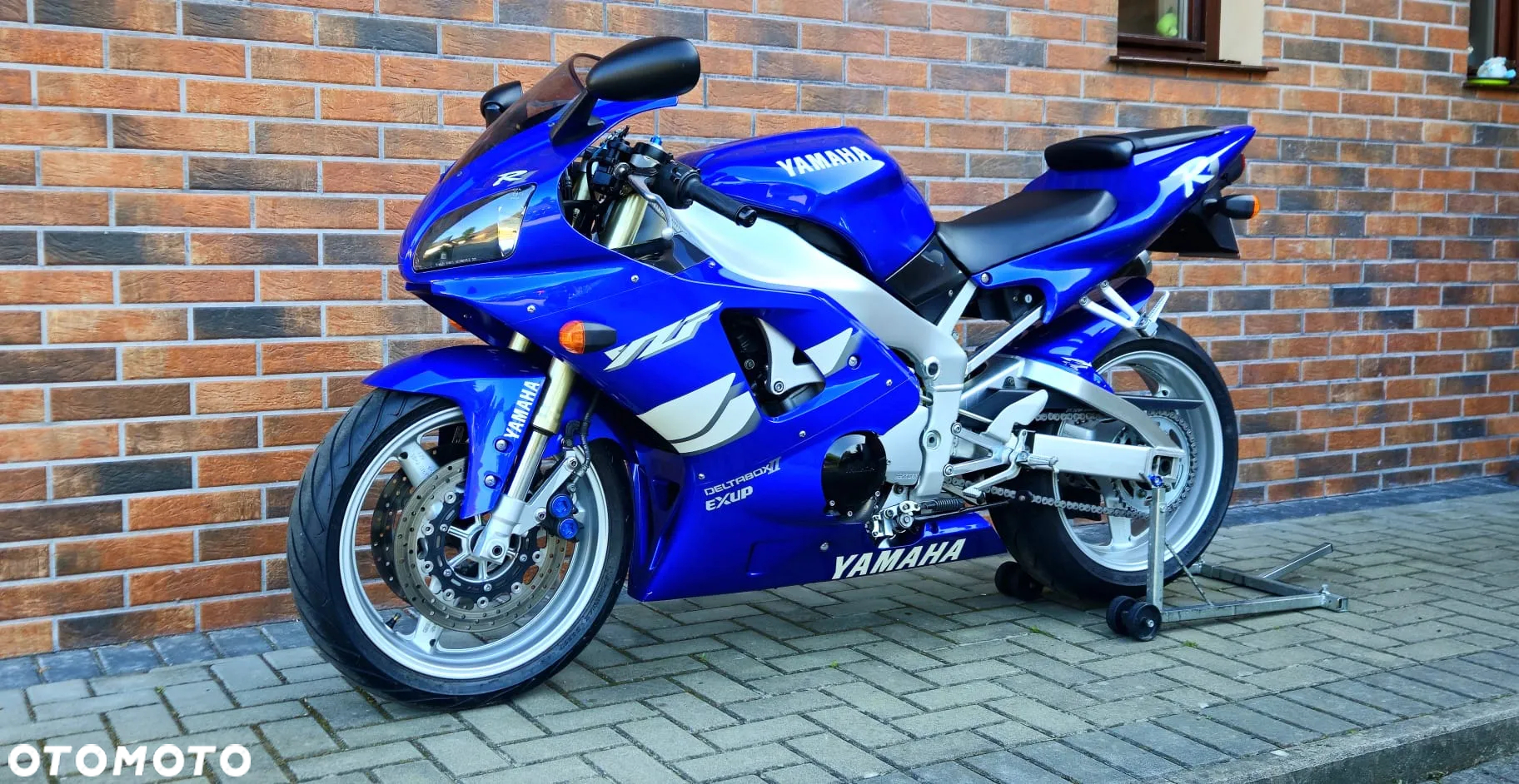 Yamaha YZF - 2