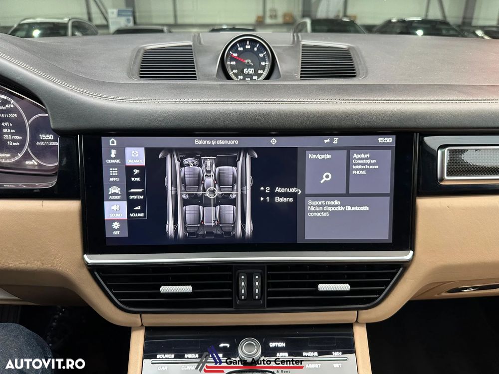 Porsche Cayenne Turbo Tiptronic S - 27