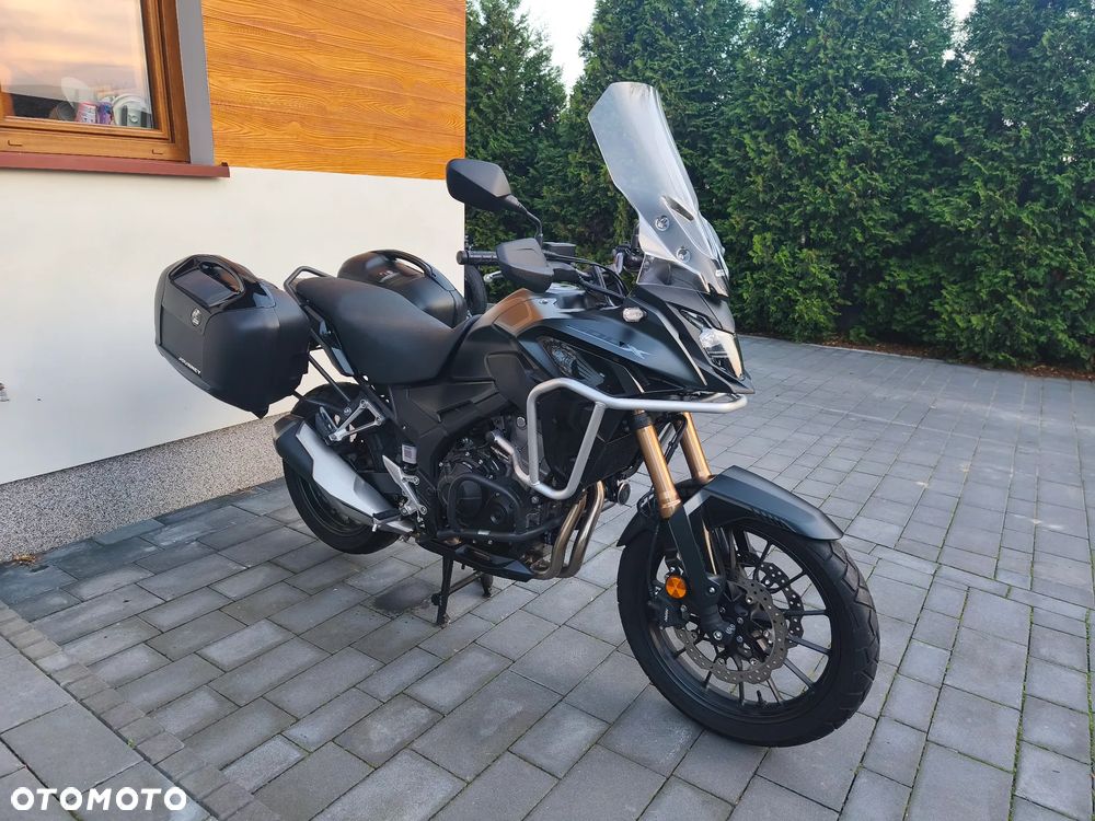 Honda CB - 1
