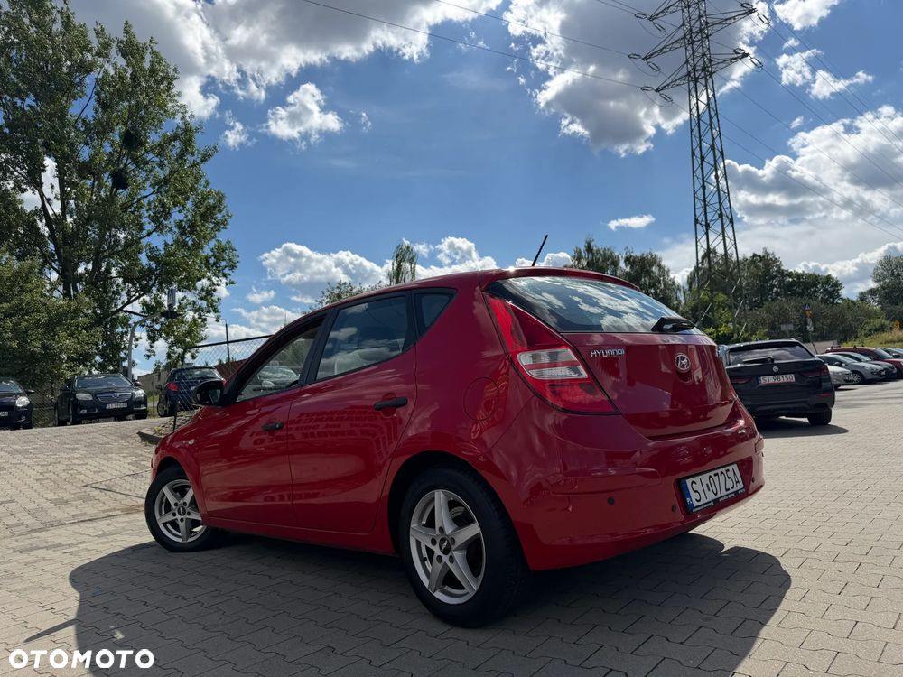 Hyundai i30 1.4 Comfort - 25