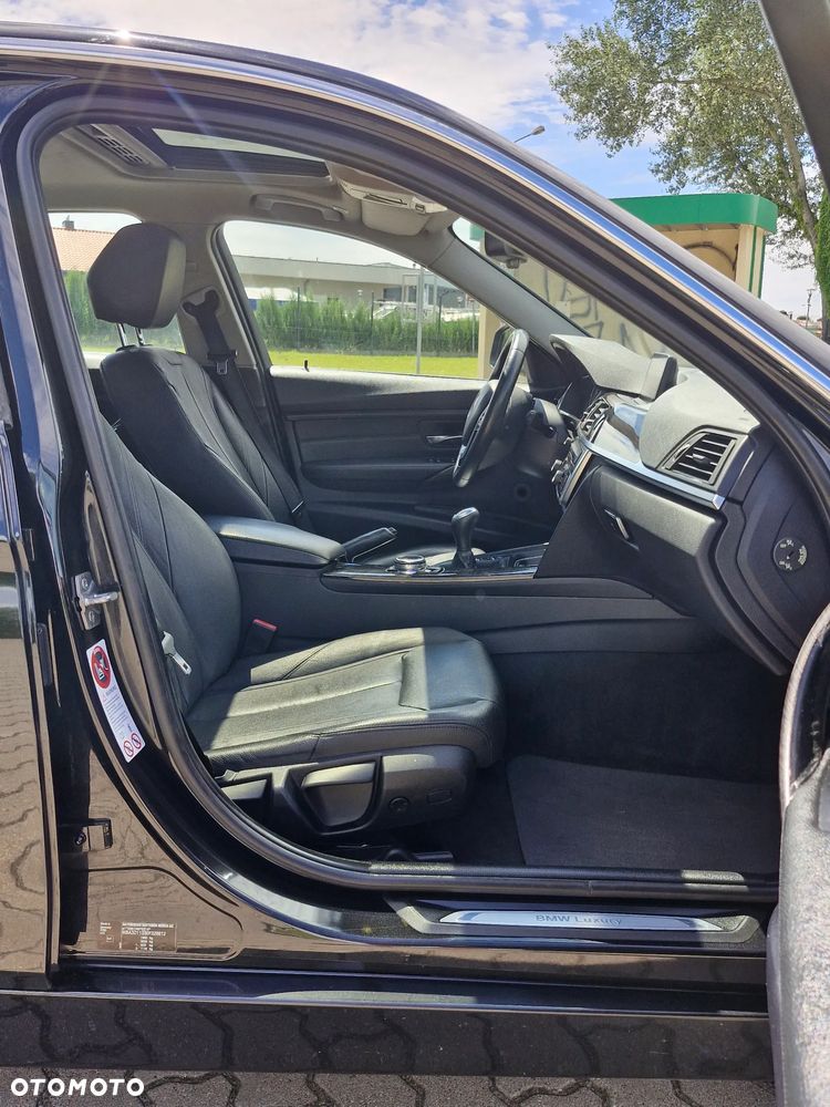 BMW Seria 3 318d Blue Performance Luxury Line - 21
