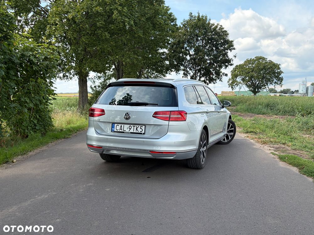 Volkswagen Passat 2.0 TDI SCR Highline DSG - 9