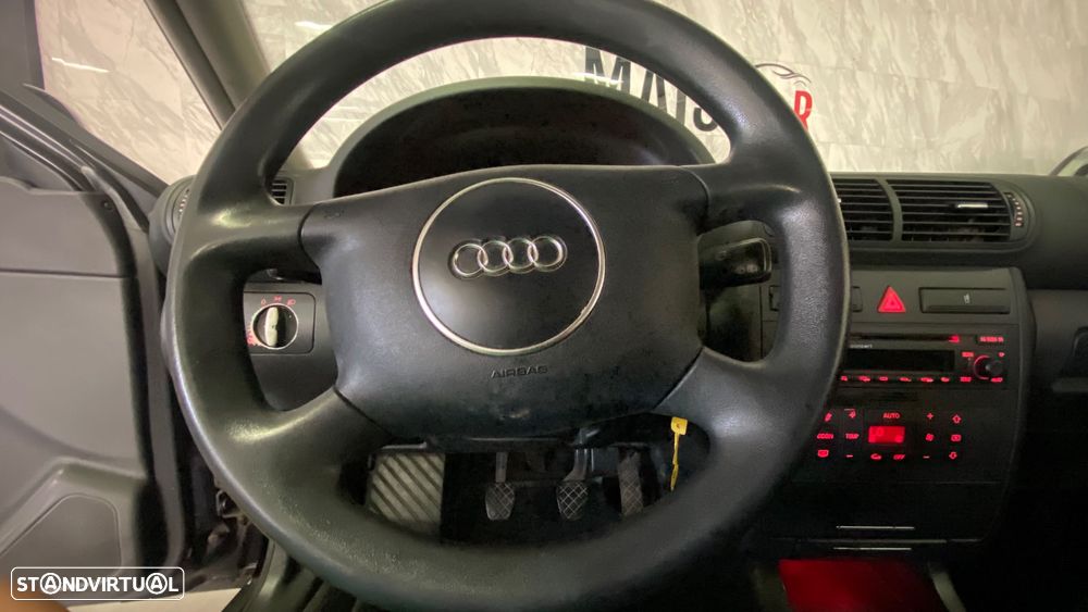 Audi A3 1.6 Sport - 14