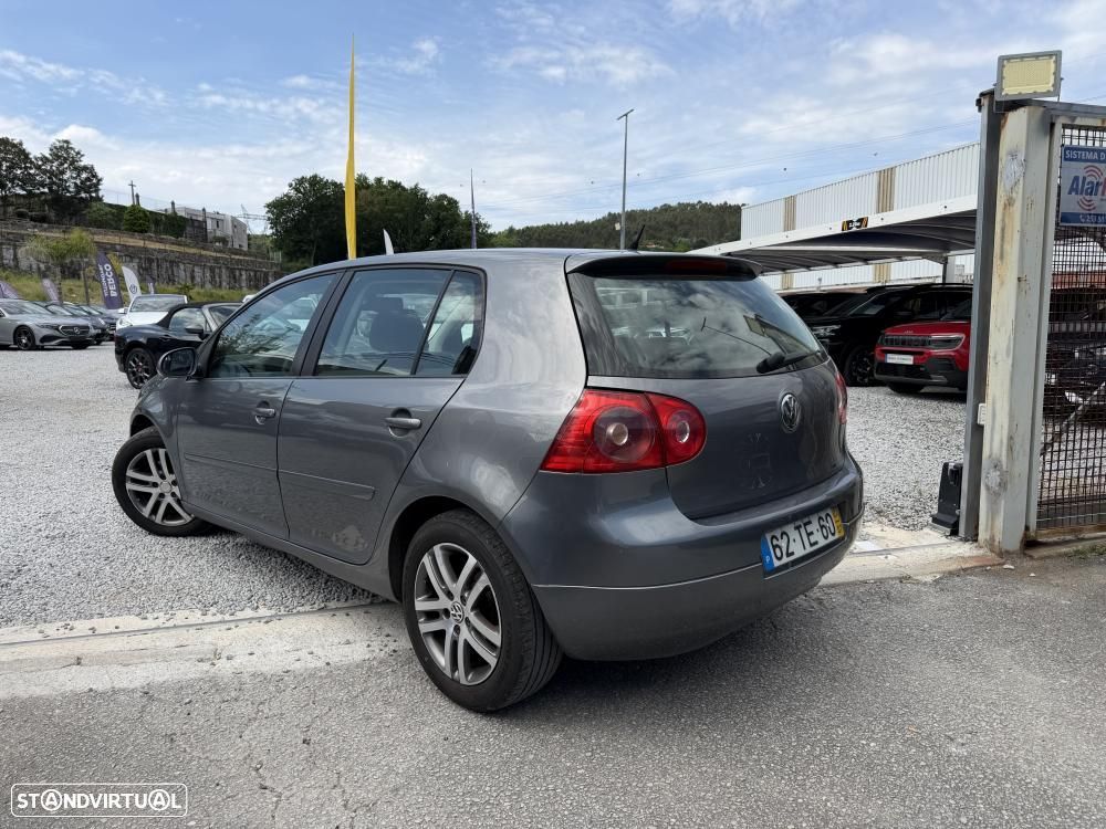 VW Golf 1.9 TDi BlueM. Confortline - 5