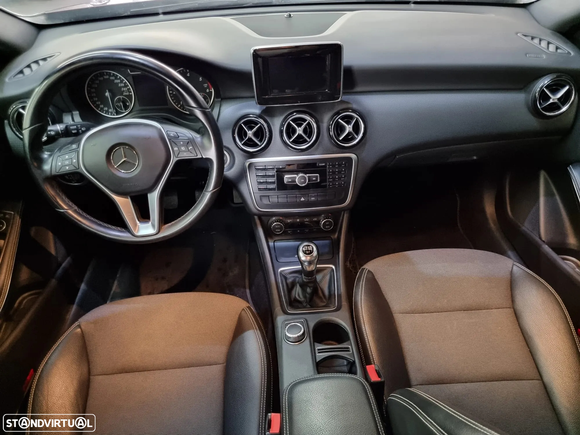 Mercedes-Benz A 180 CDI (BlueEFFICIENCY) AMG Sport - 11