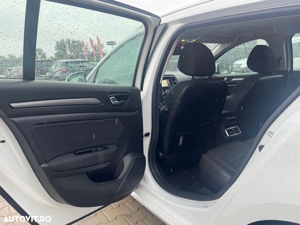 Renault Megane BLUE dCi 115 BUSINESS EDITION - 21